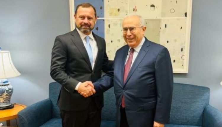 المبعوث الاميركي وعمامرة